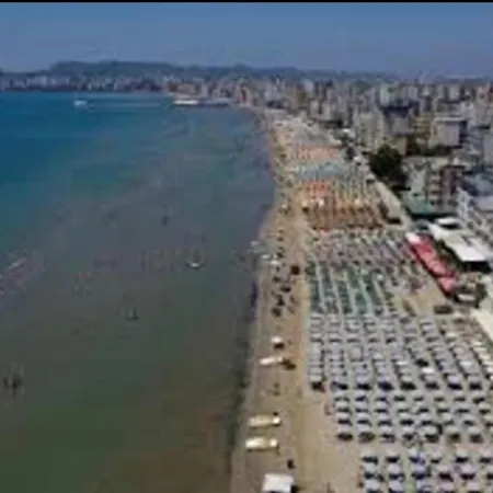Plazh Velipojë